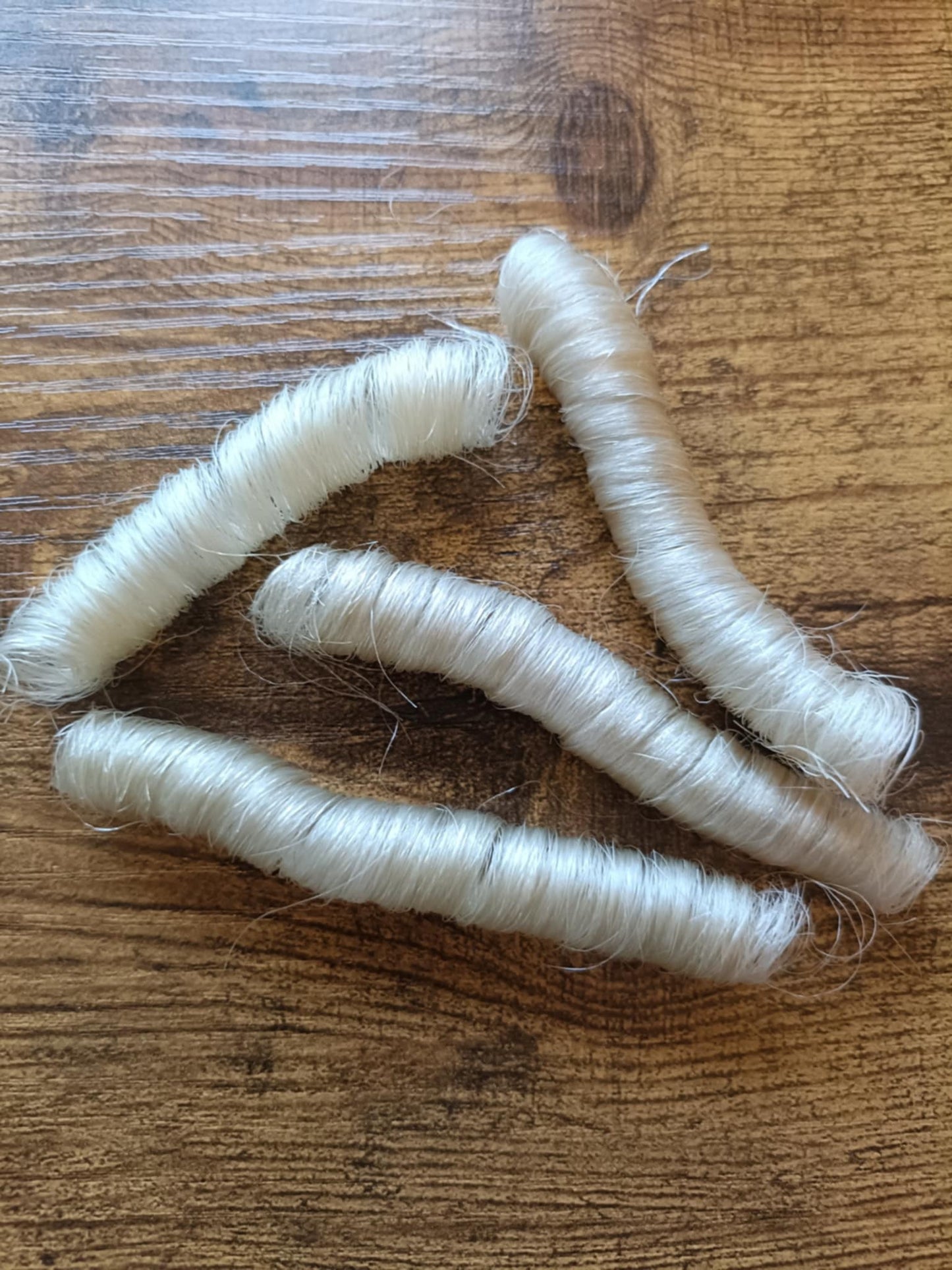 Natural white-dirty blonde permanently curled yak-20 grams